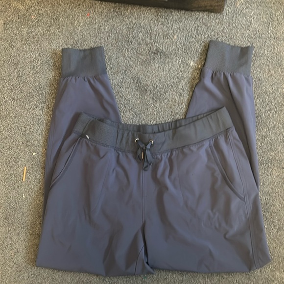 Athleta Pants - Wt Althleta size 12 joggers